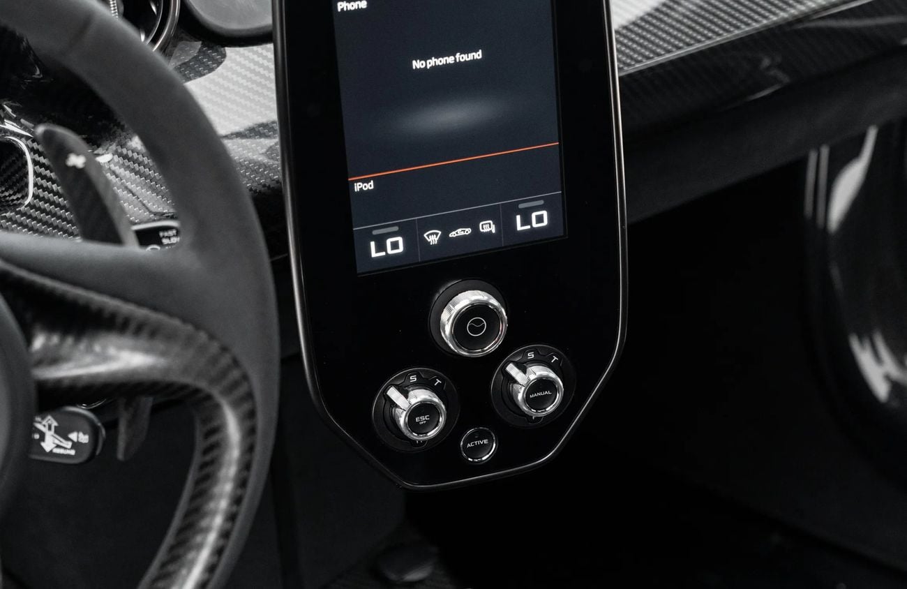 مكلارين سينا 4.0L V8 Twin-Turbocharged Engine