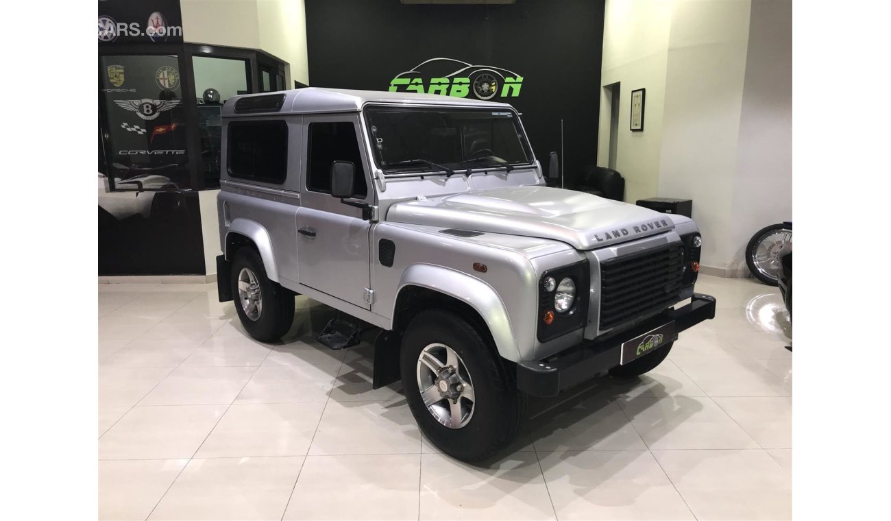 Land Rover Defender - 2012 - GCC - ONE YEAR WARRANTY