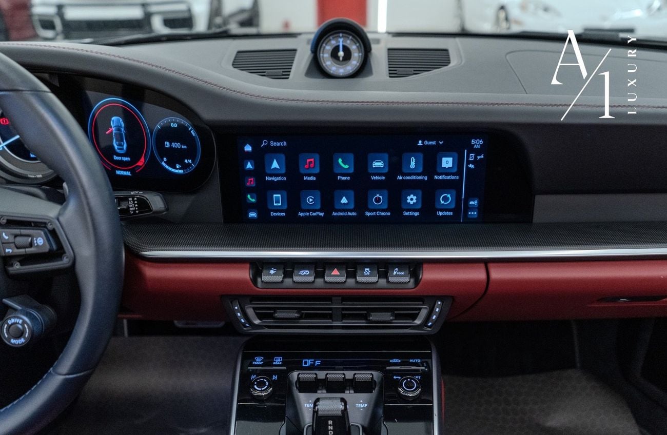 Porsche 911 Turbo S 3.8L (645 HP) Convertible Turbo S 3.8L (645 HP) 2023 Porsche 911 Turbo S Convertible, With W