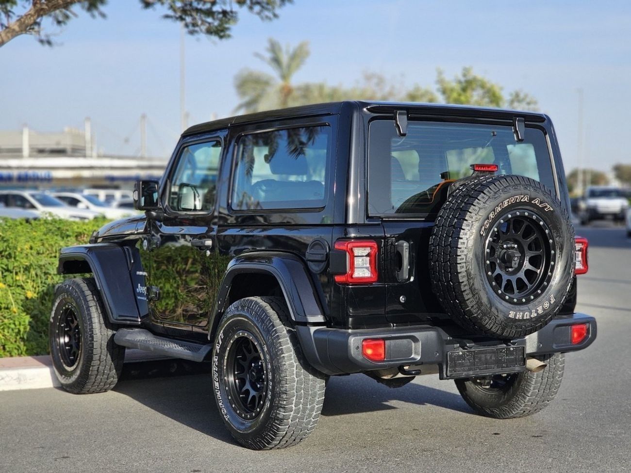 جيب رانجلر Sahara 3.6L A/T (4 Seater)