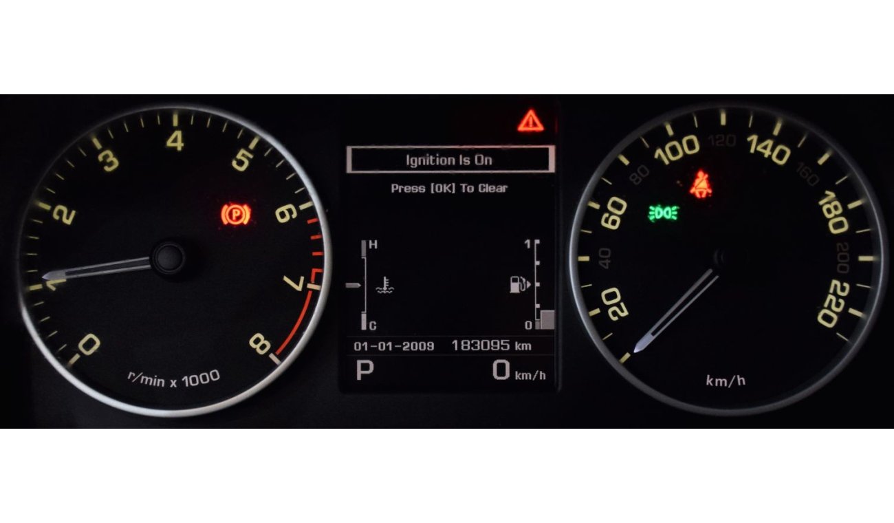 Land Rover Discovery EXCELLENT DEAL for our Land rover LR4 HSE ( 2011 Model! ) in Beige Color! GCC Specs