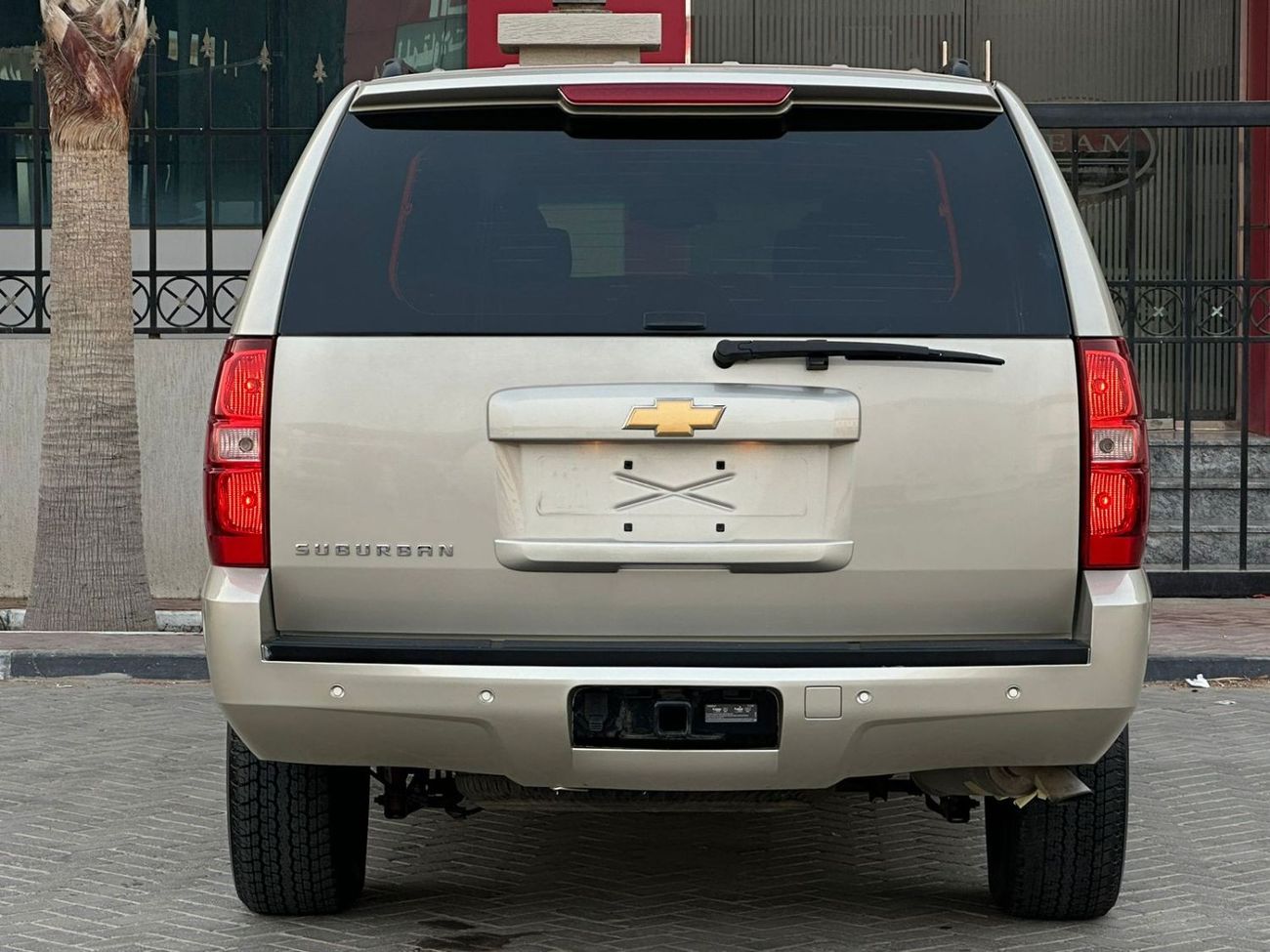 Chevrolet Suburban LS