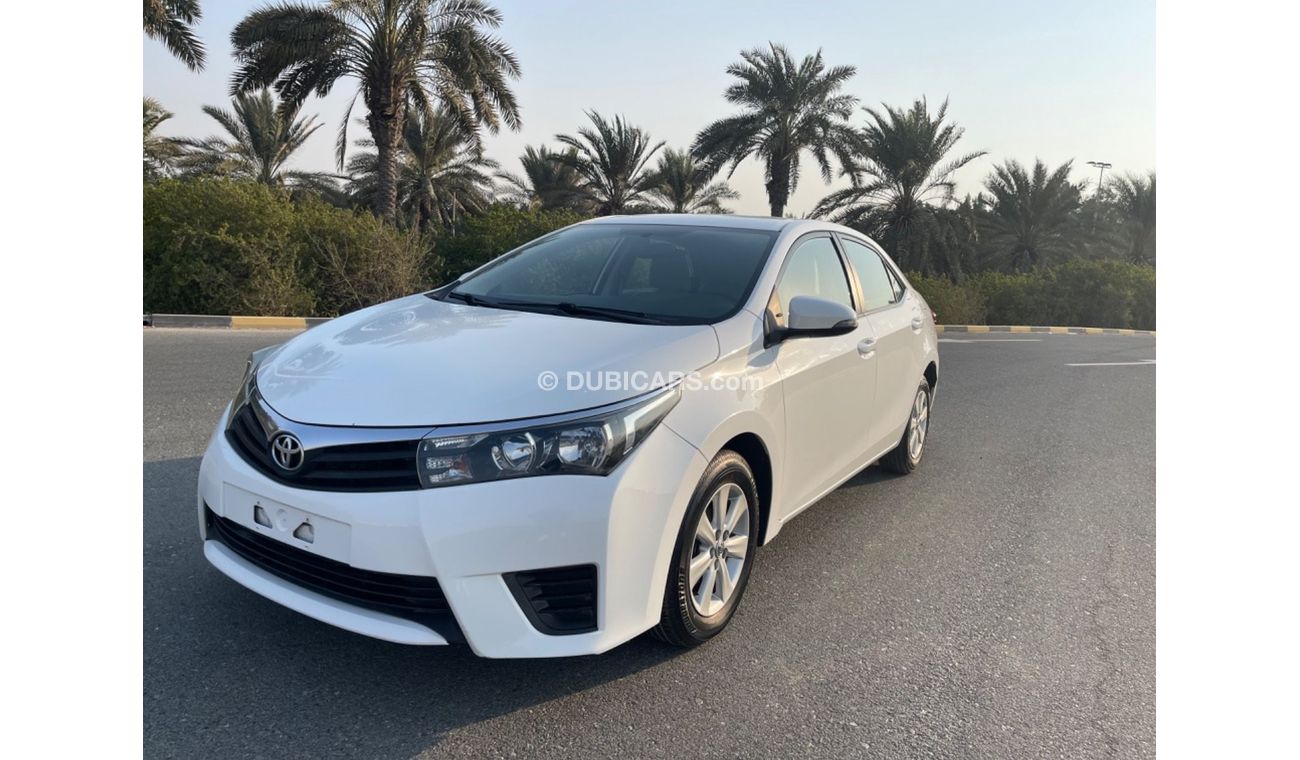 تويوتا كورولا Toyota Corolla  model 2015    ( GCC_ SPEC) VERY GOOD CONDITION