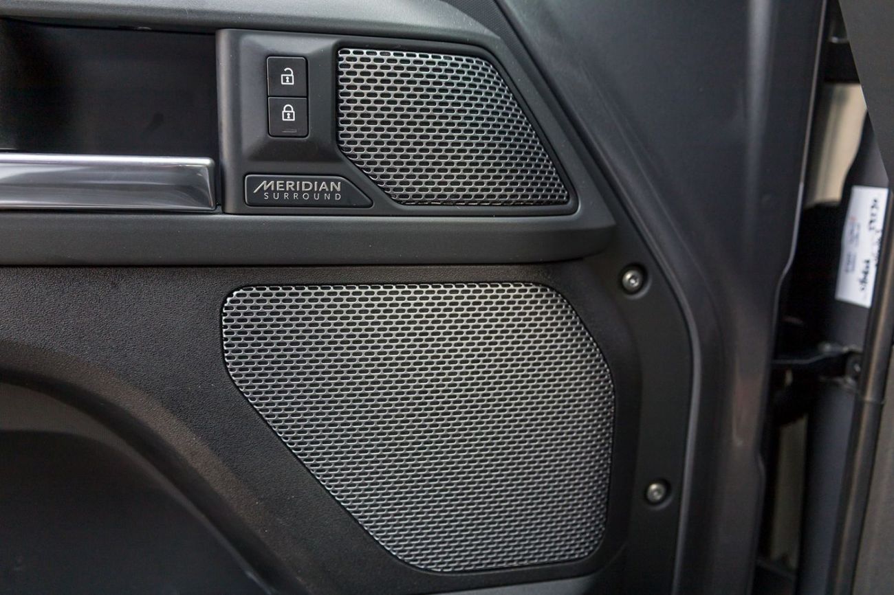 Land Rover Defender 90 X Land Rover Defender 90 2021 GCC under Warranty