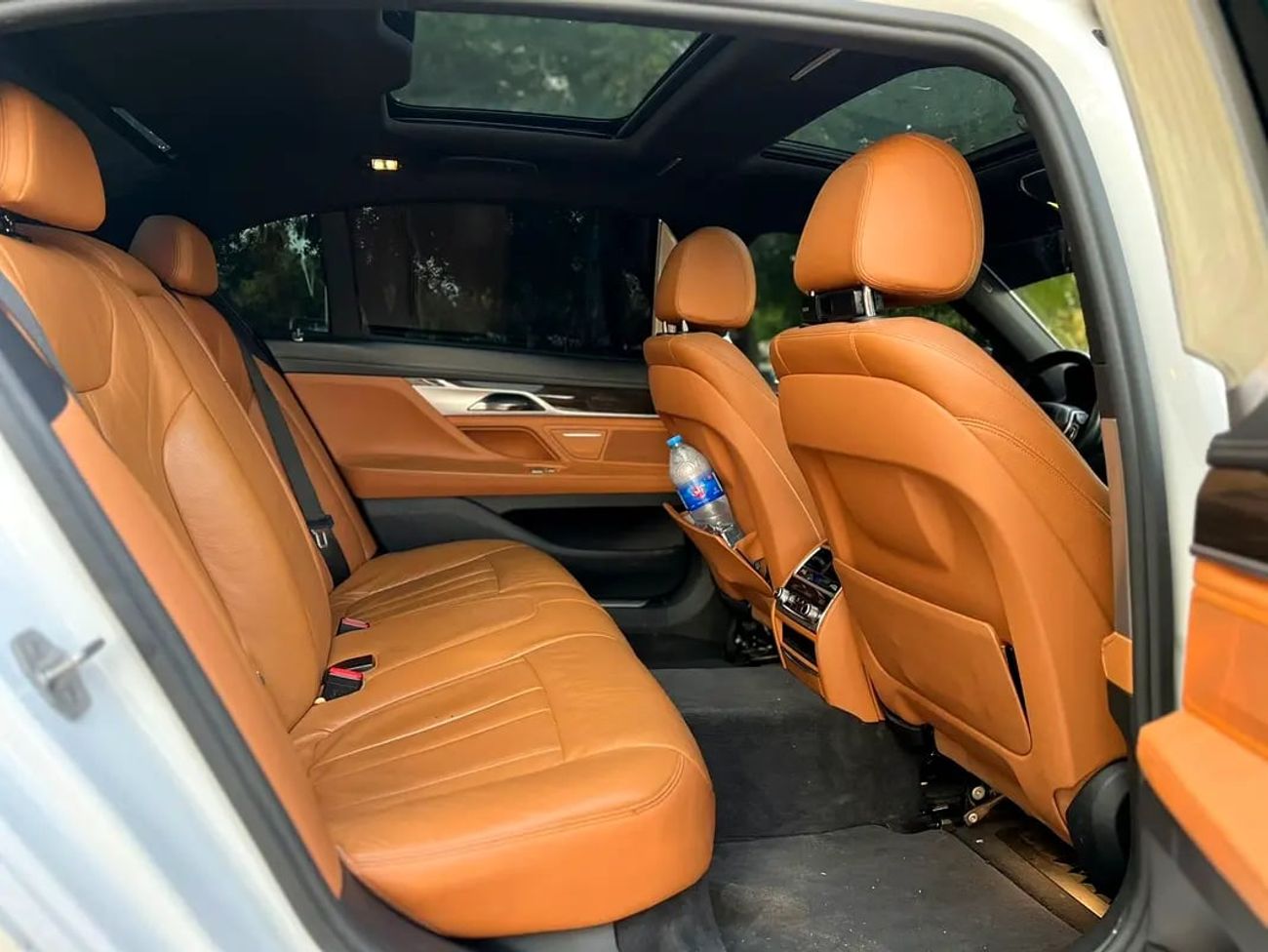BMW 730Li 730Li GCC Specs