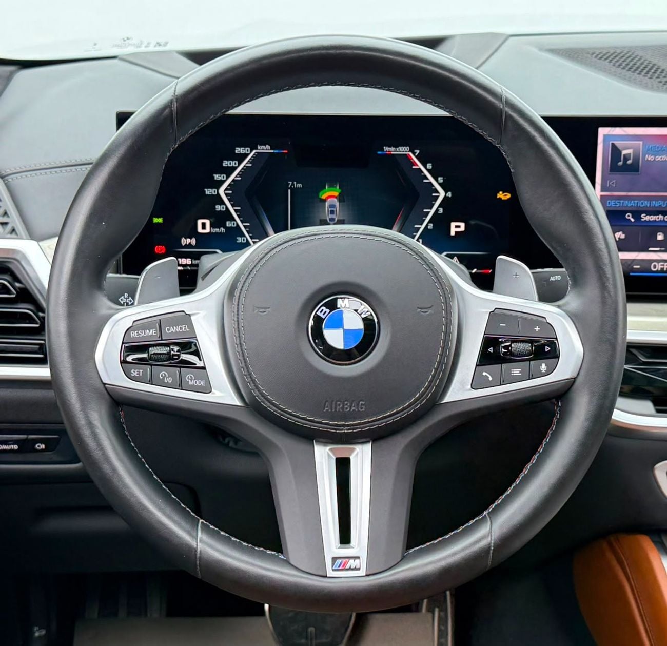 BMW X6 XDRIVE M60i 2024 BMW X6 M60i, 2026 BMW Warranty + Service Pack, Full BMW Service History, Low Km, GCC