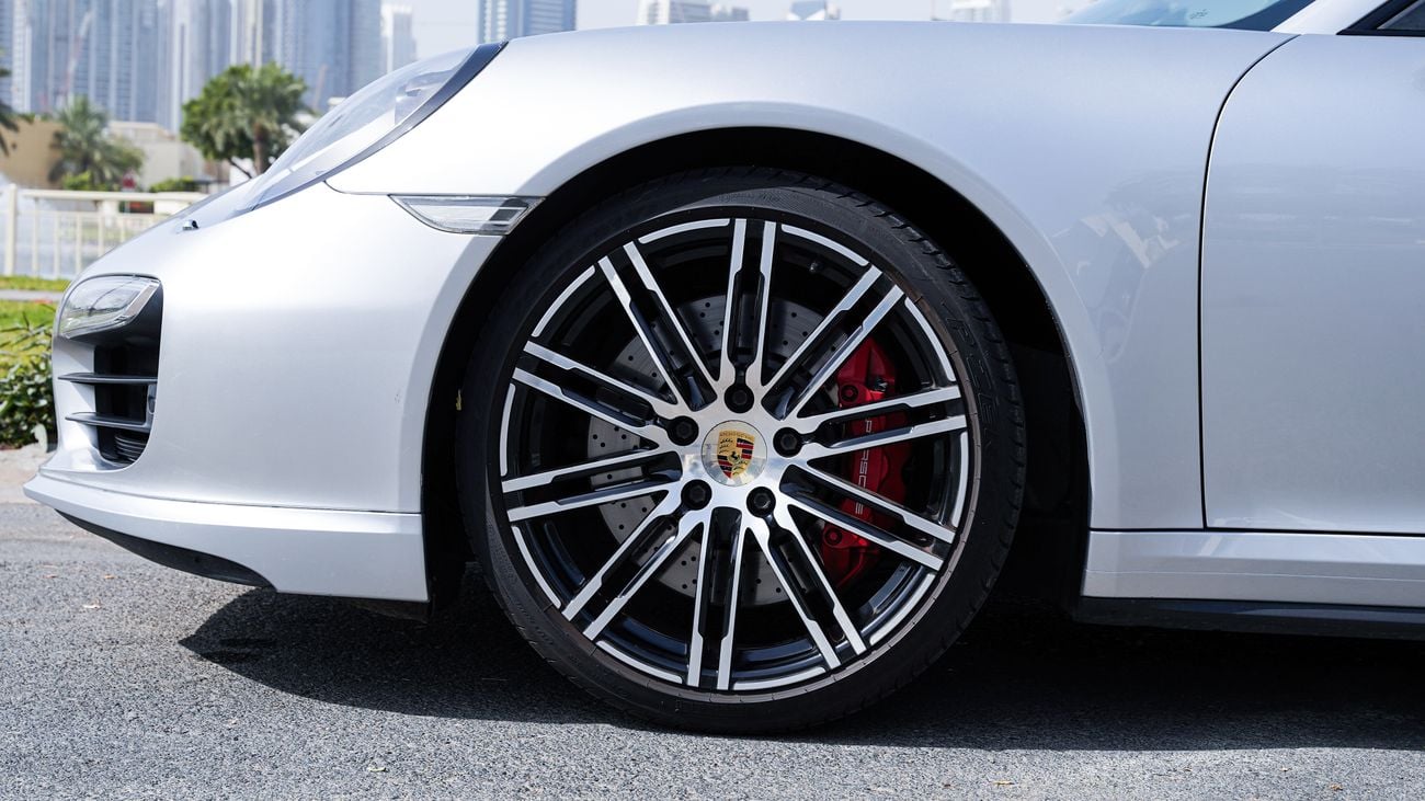 بورش 911 Turbo 3.8L (520 HP) Coupe