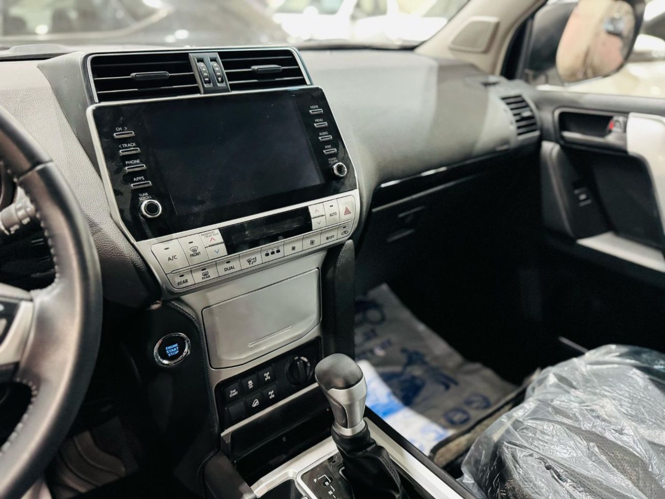 Toyota Prado TXL1 2.8L