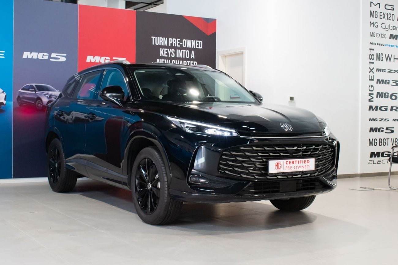 أم جي HS LUXURY