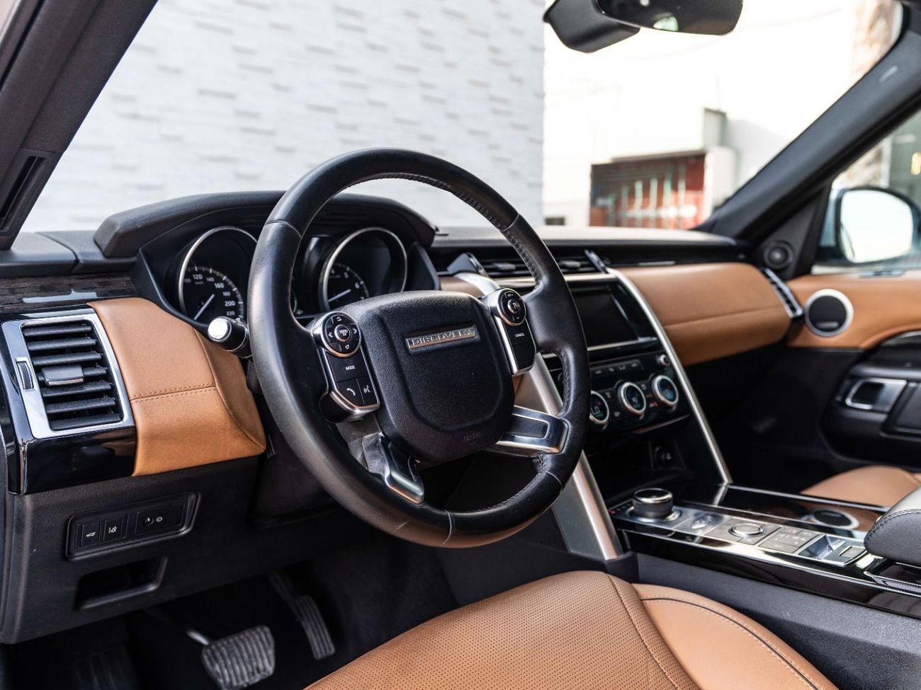 لاند روفر دسكفري HSE Luxury 2.0L 4WD