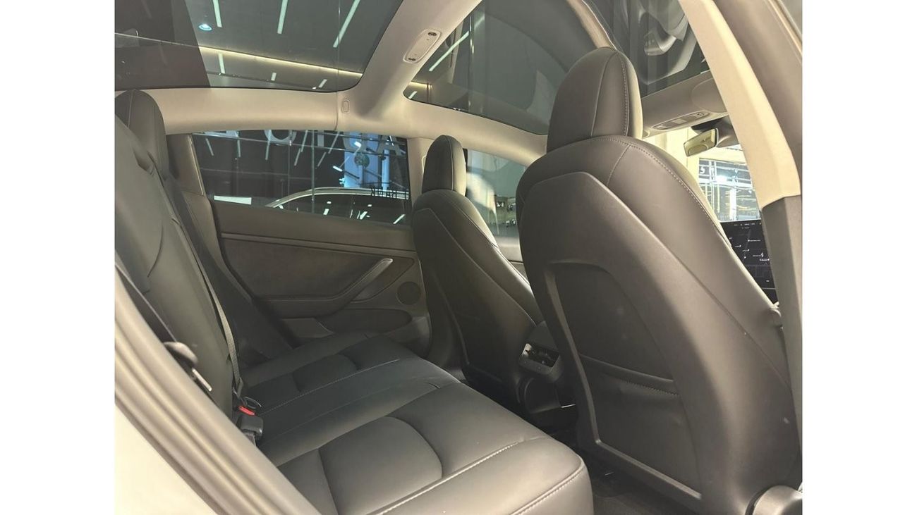 تسلا موديل 3 TESLA MODEL 3 LONG RANGE 2023 GCC 33000KM UNDER WARRANTY AND SERVICE CONTRACT NO ACCIDENT NO PAINT P