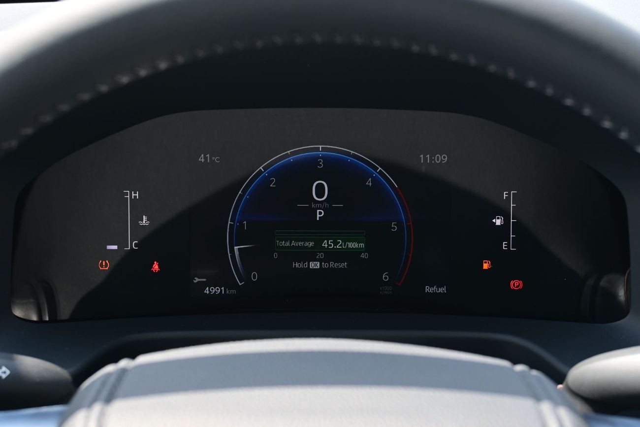 Toyota Land Cruiser GXR3 3.3L Toyota Land Cruiser GX-R 3.3L TwinTurbo V6 Diesel, 4WD