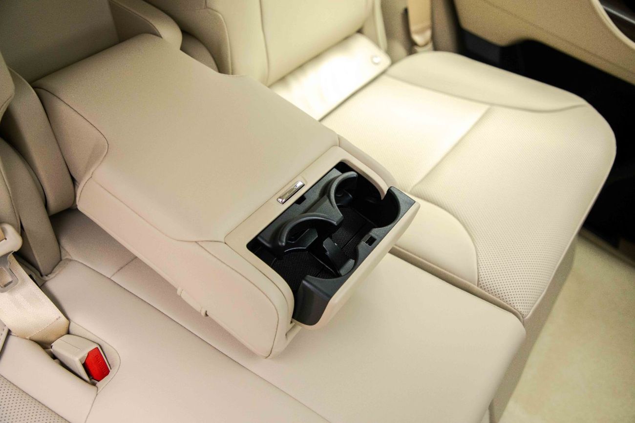 Toyota Land Cruiser GXR 3.5L - Grey Metallic Inside Beige | Export Only