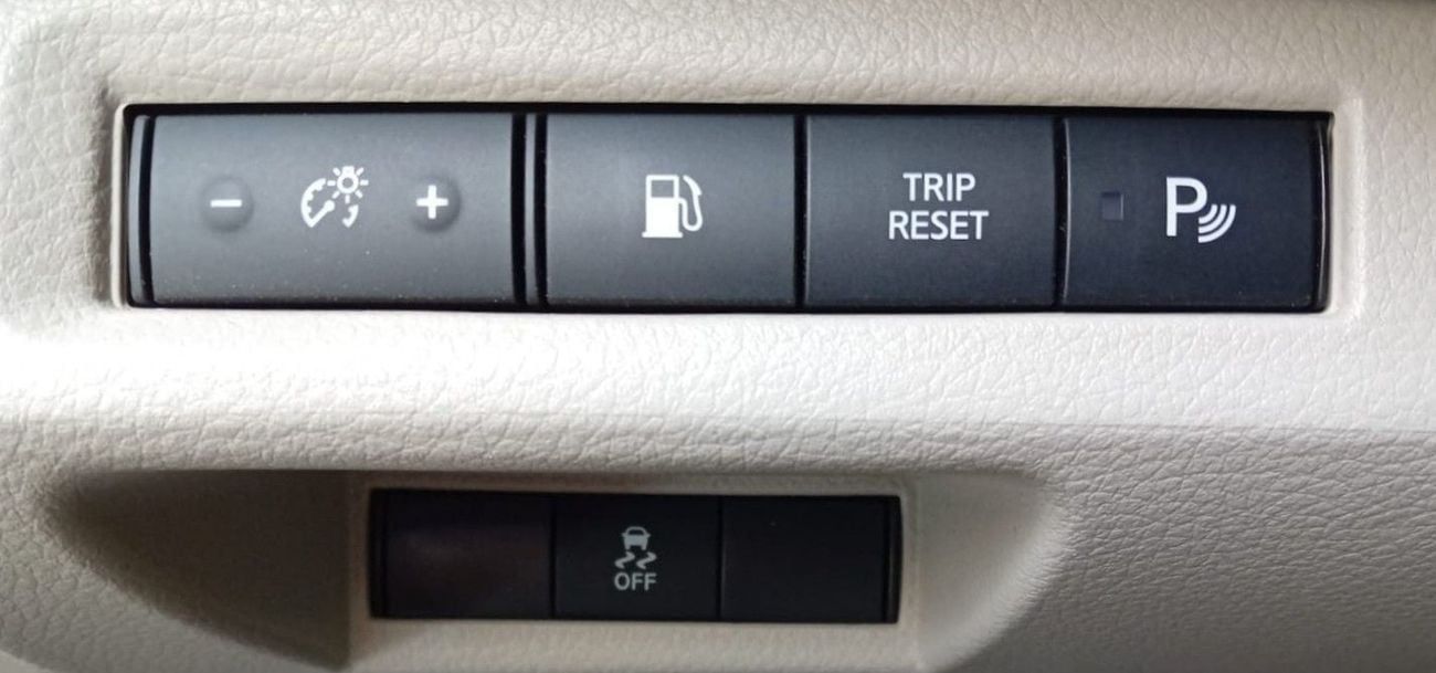 Nissan XTerra Titanium 2.5L 4WD 2022 NISSAN X-TERRA-TITANIUM GCC model in excellent condition without accidents -