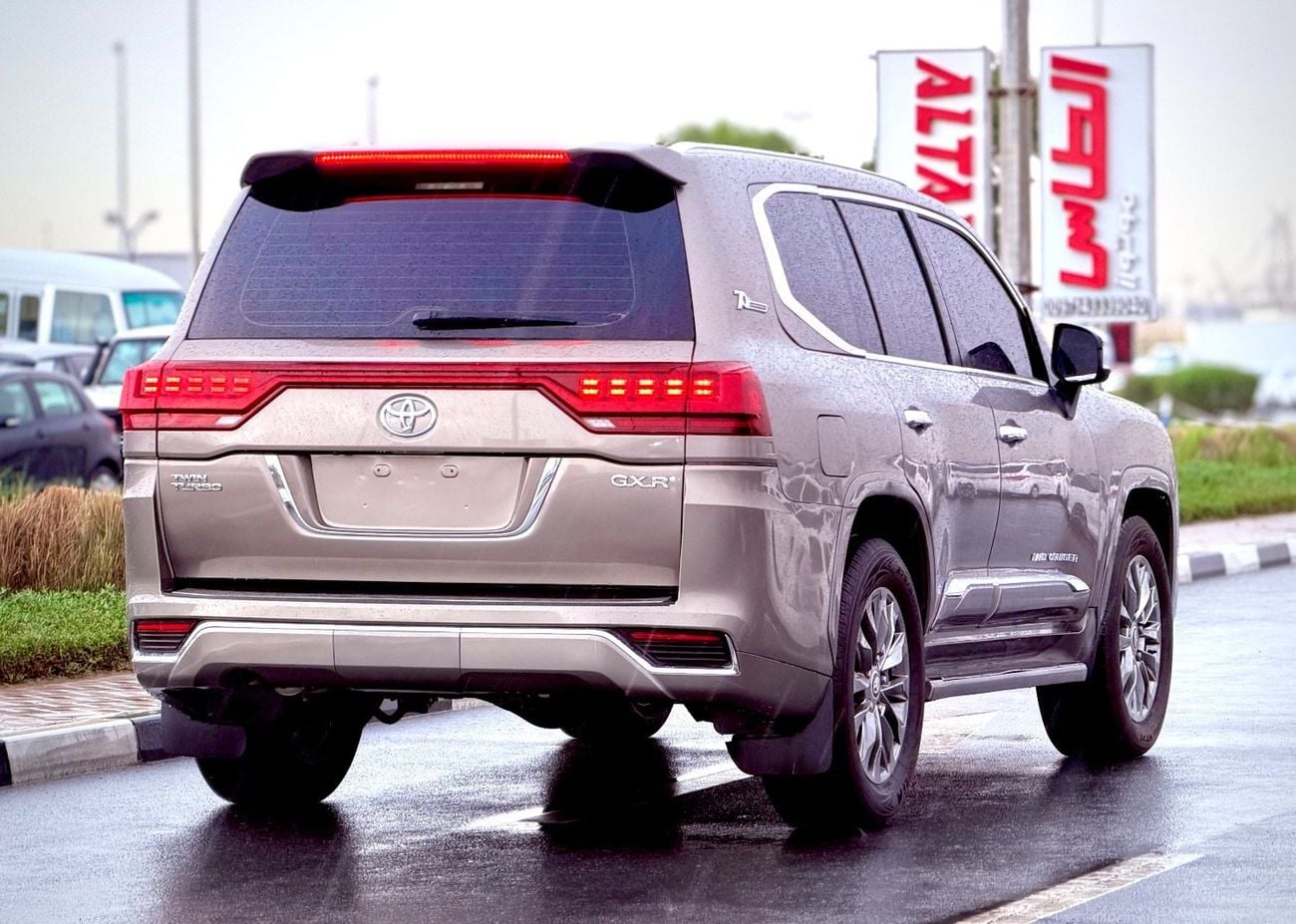 تويوتا لاند كروزر 2017 Model Facelift To Lc300 2025 Shape Exterior and Interior Both Very Clean And Perfect Condition