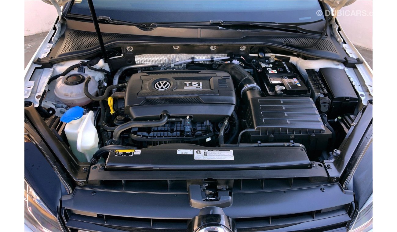 Volkswagen Golf R - Leather w/sunroof