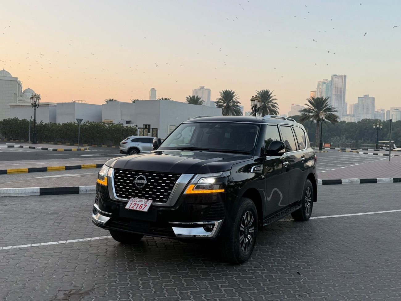 نيسان باترول سوبر سفاري Y62 Ti-L Right Hand Drive