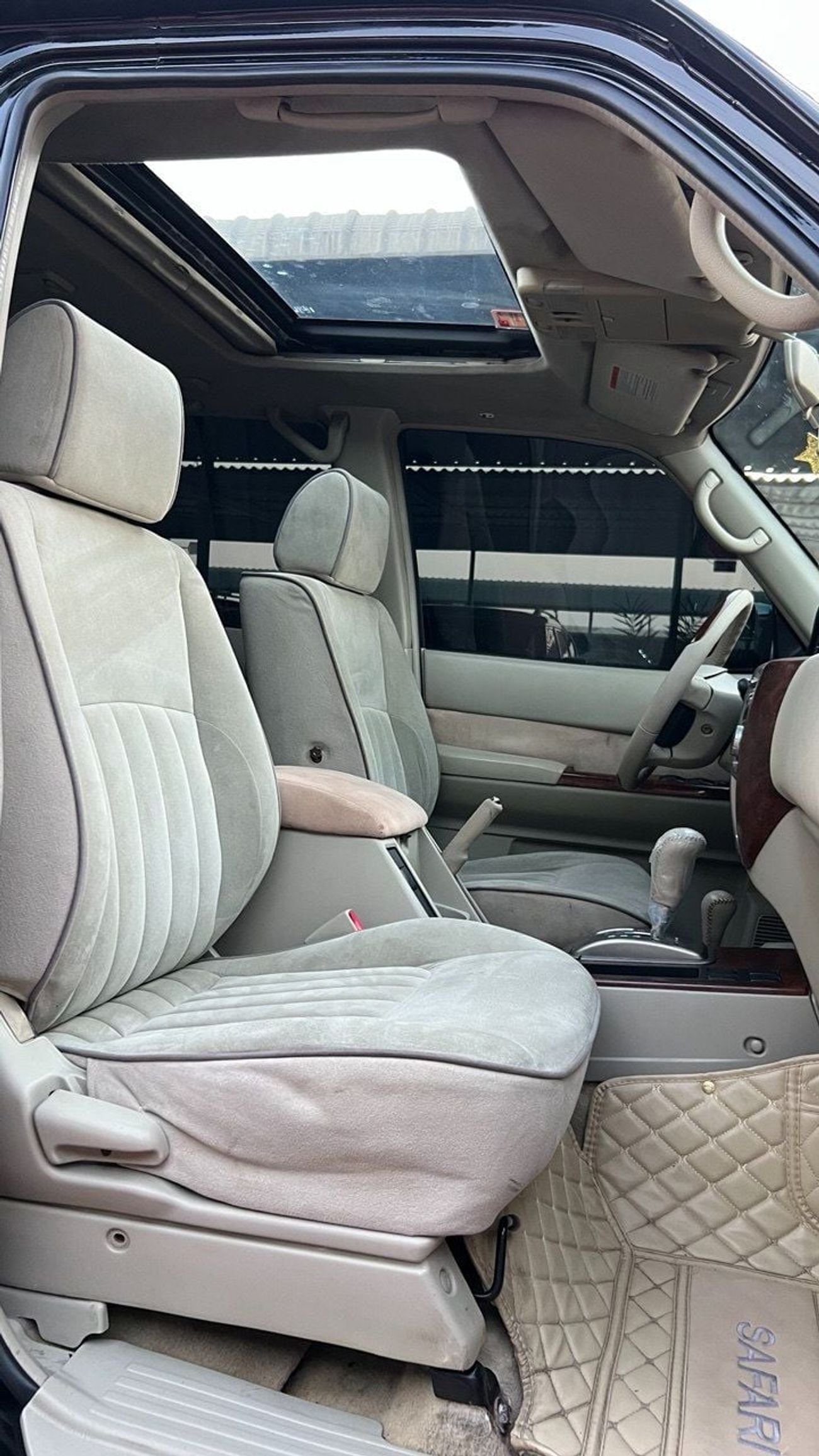 Nissan Patrol Safari Safari 4.8L A/T