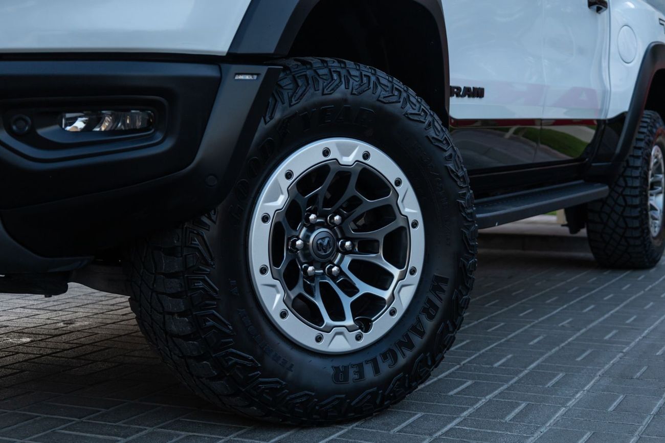 رام 1500 TRX 6.2L (5 Seater)