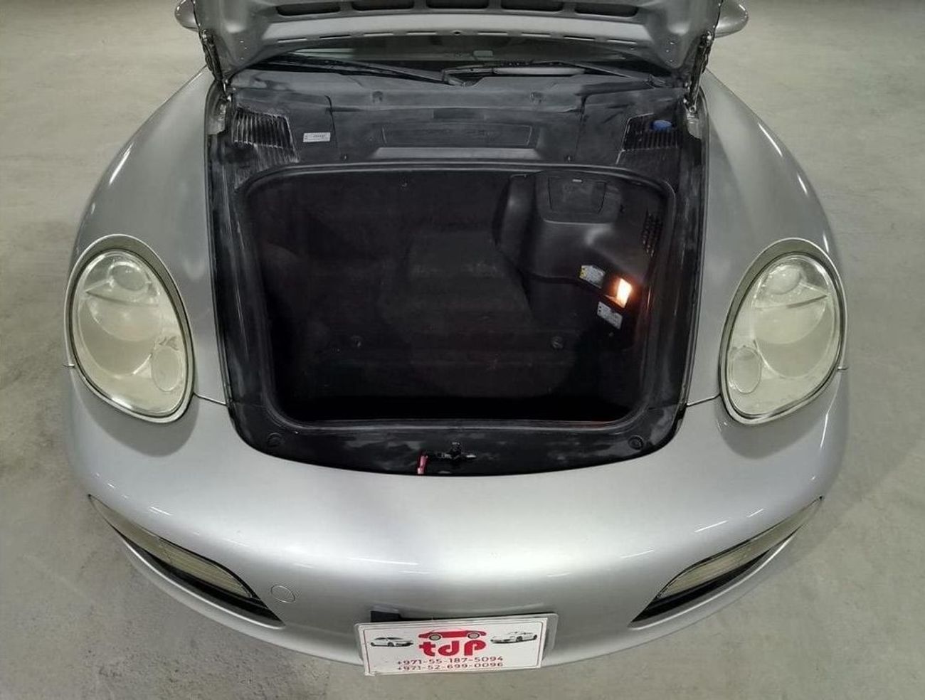 Porsche 718 Boxster PORSCHE BOXSTER 2006 2.7L, WITH HALF LEATHER SEATS, 17 INCH ALLOY WHEELS AND MORE..