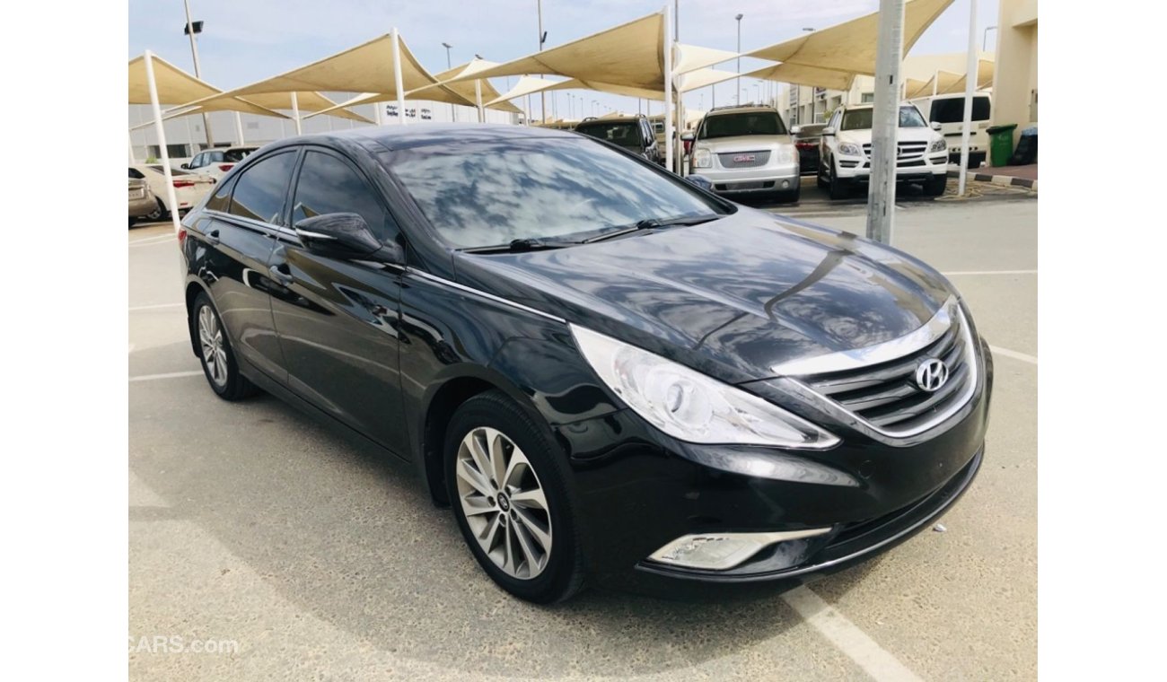 Hyundai Sonata بانوراما