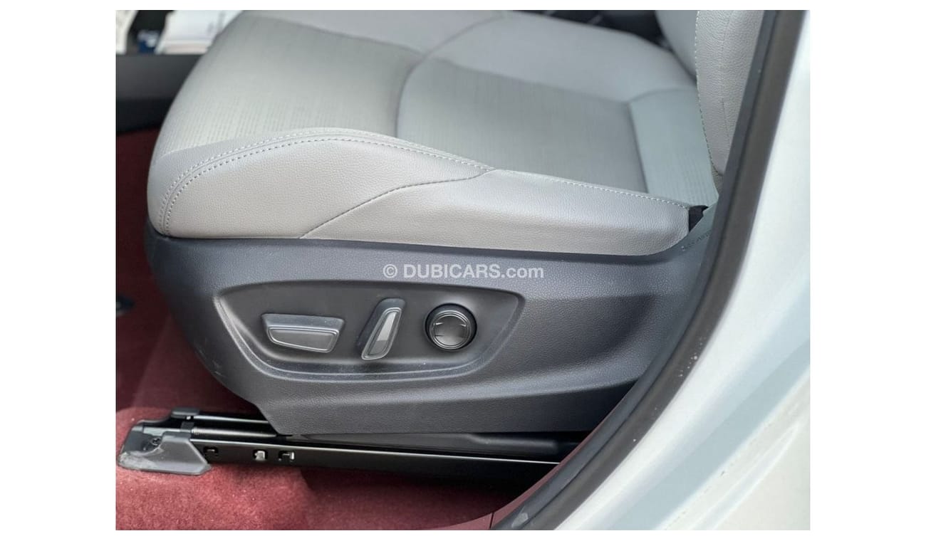 تويوتا bZ4X TOYOTA BZ4X 2022 2WD