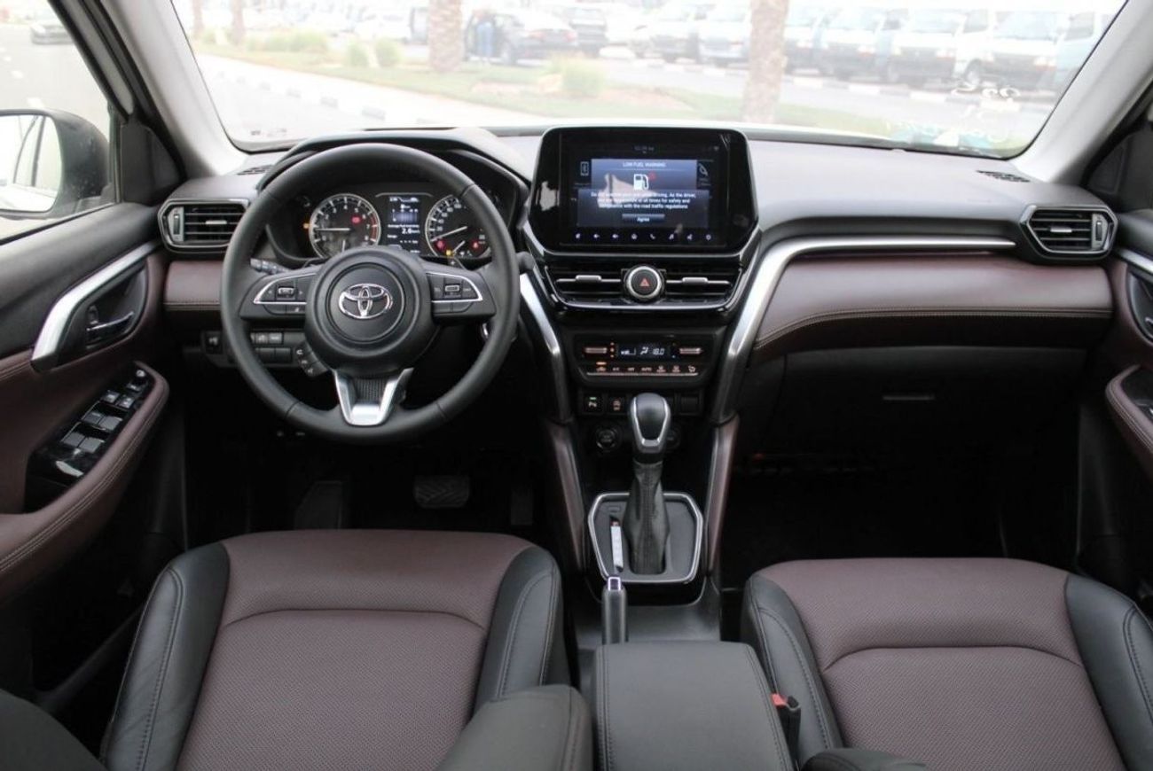 تويوتا أوربان كروزر 1.5L PETROL, FULL OPTIONS, GCC, 2023