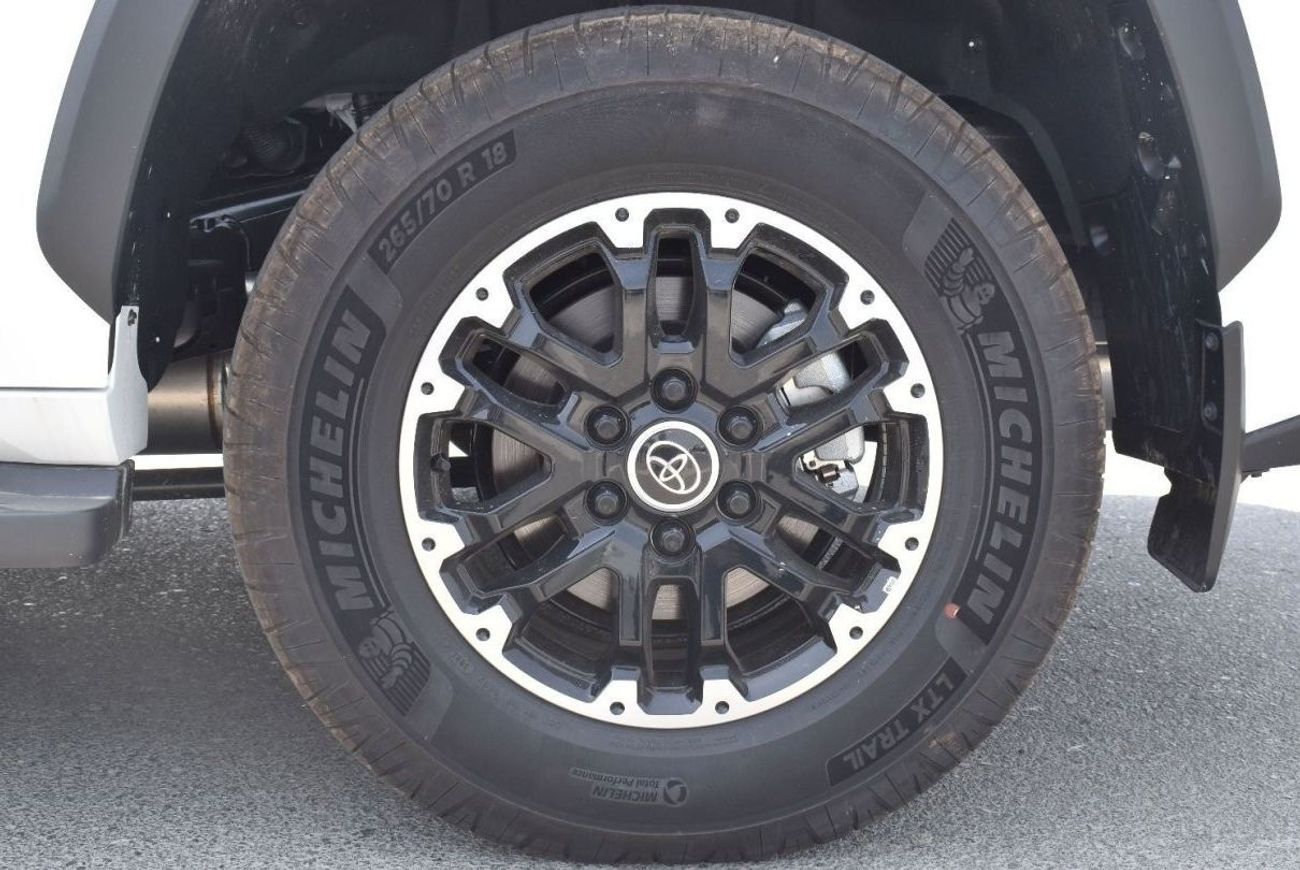 Toyota Sequoia 2024 MODEL: TOYOTA SEQUOIA 3.5L SR5 PREMIUM PACKAGE TRD OFF ROAD