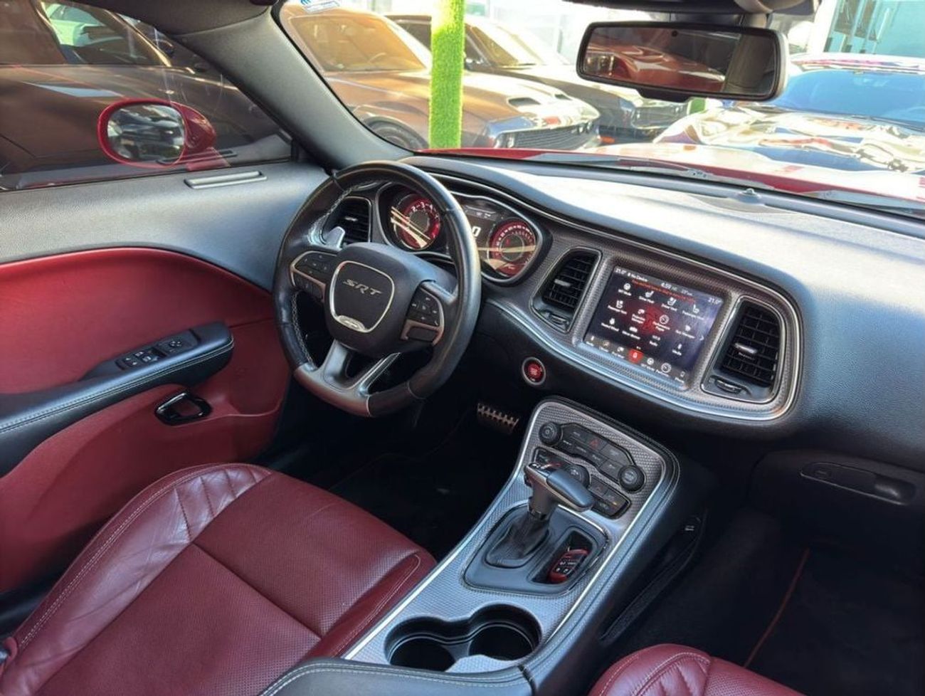 Dodge Challenger DODGE CHALLENGER SRT HELLCAT 2019 GCC 717HP  FULL SERVICE HISTORY UNDER WARRANTY