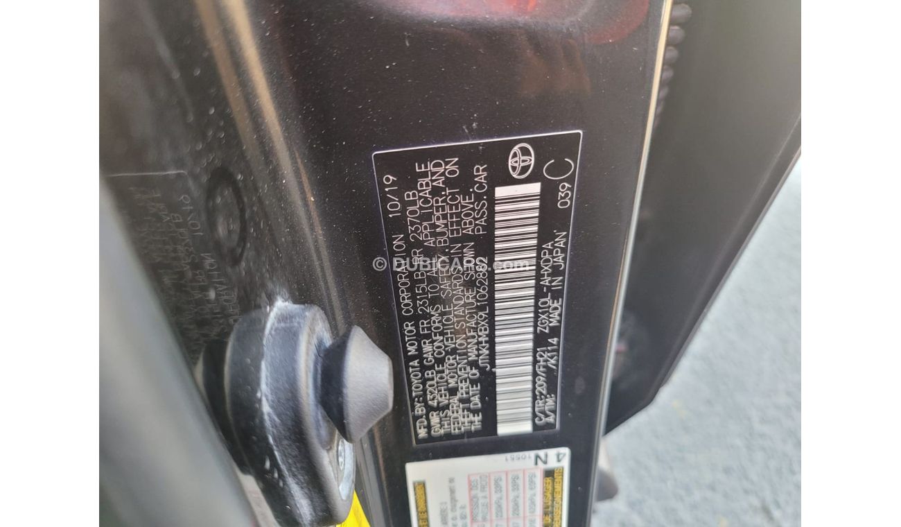 Toyota CHR TOYOTA C H R 2020 CLEAN CAR