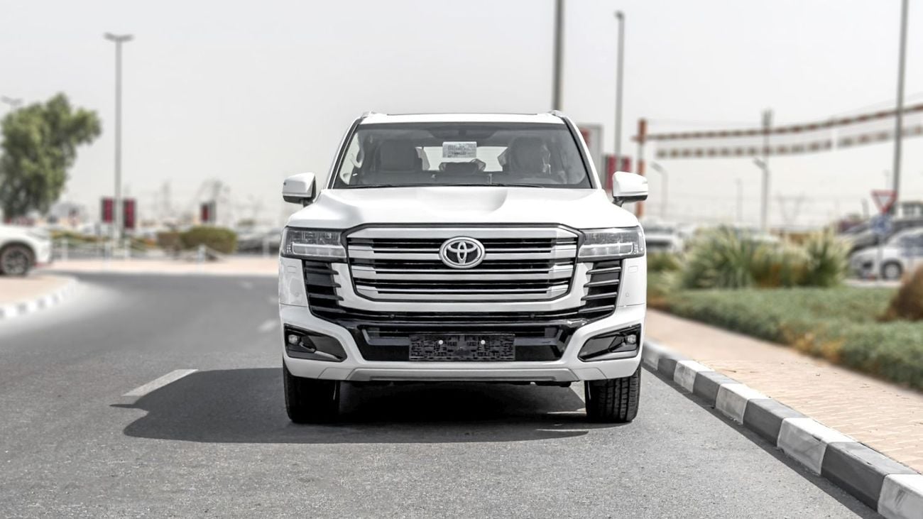 Toyota Land Cruiser GXR 2026 Toyota Land Cruiser GXR 3.5L AT Hybrid (White-Beige)