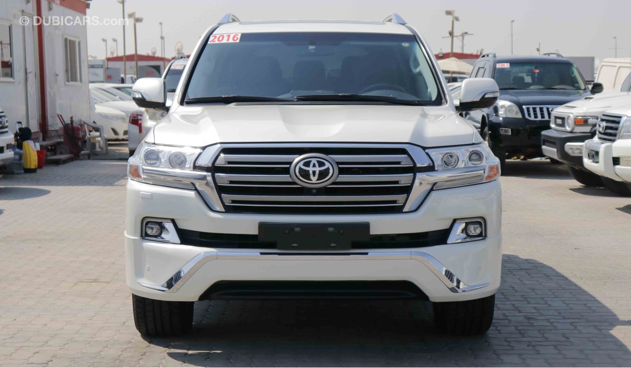 Toyota Land Cruiser VXR V8