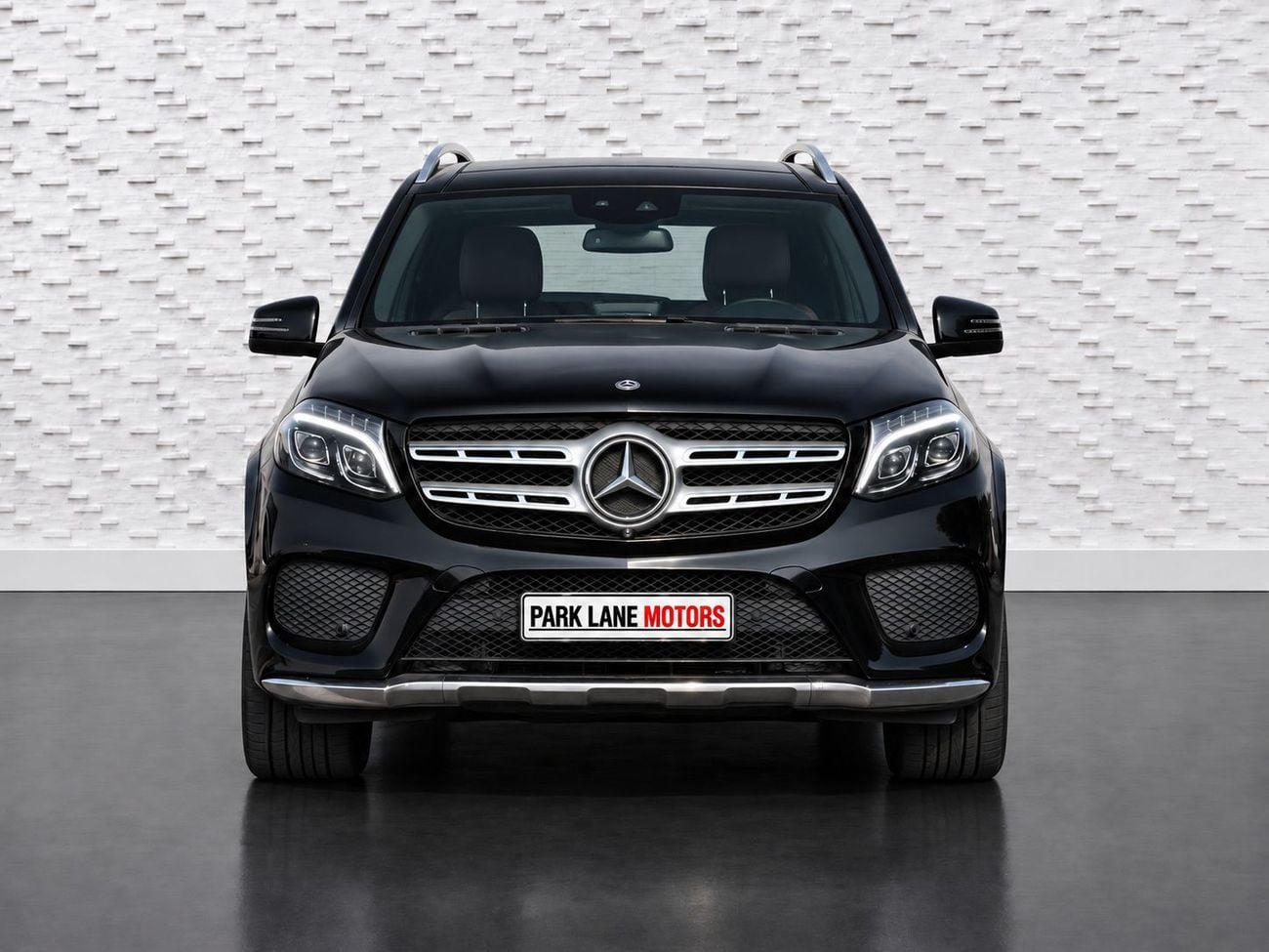 Mercedes Benz GLS500 STANDARD