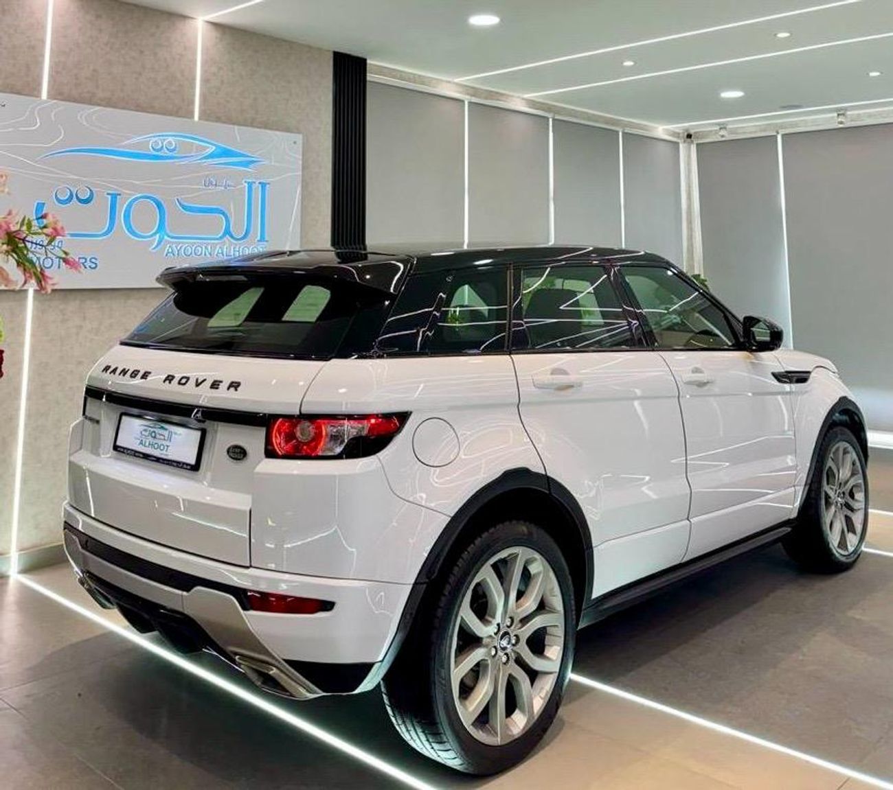 لاند روفر رانج روفر إيفوك Dynamic Plus 2.0L (5 Door) BEST RANGE ROVER EVOQUE || GCC || TOP RANGE || FREE ACCIDENTS || PANORAMI