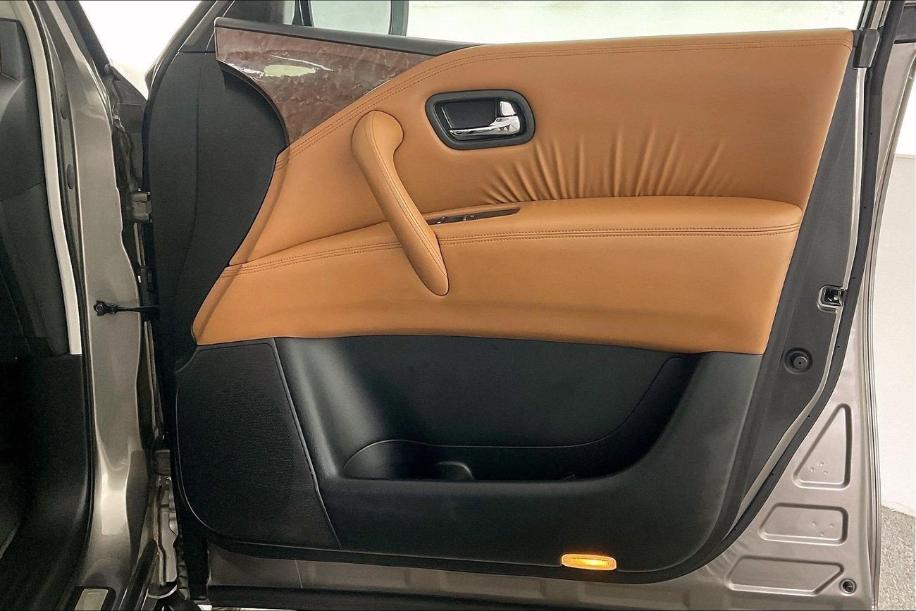 Infiniti QX80 Excellence (8 Seater) | National Day Celebration | Guaranteed Warranty | 0 Down Payment