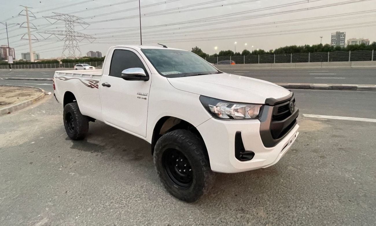 تويوتا هيلوكس DIESEL 2.8 LITER ,RIGHT HAND DRIVE ,MANUAL GEAR ,FOR EXPORT ONLY