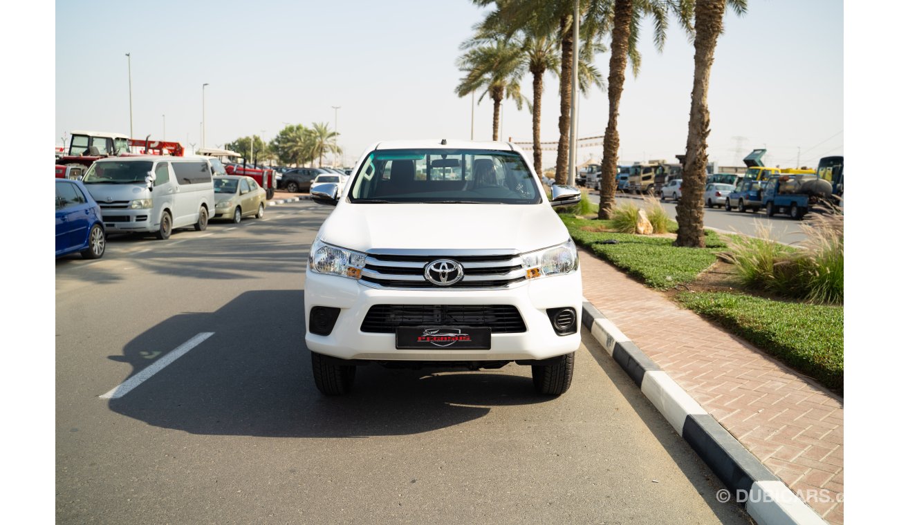 Toyota Hilux 2023 TOYOTA HILUX 2.4L DLX 4X4 0KM GCC