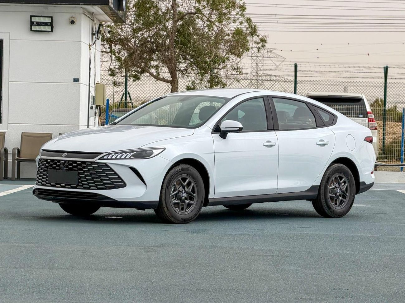 بي واي دي كين بلاس BYD QIN PLUS  2025 1.5L DM-i Hybrid