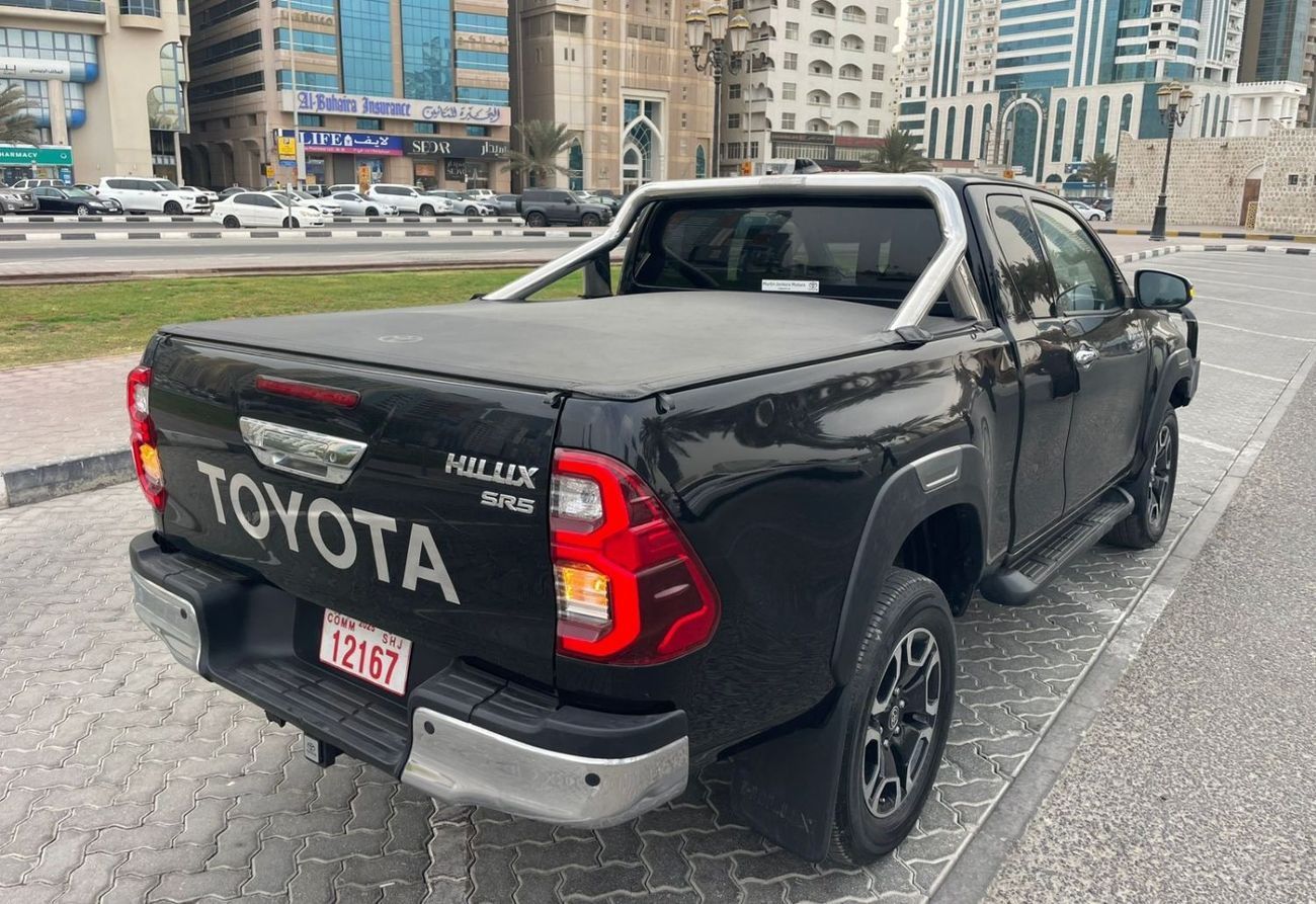 Toyota Hilux SMART CABIN 2024 ,DIESEL ,2.8 LITER ,RIGHT HAND DRIVE ,ONLY FOR EXPOT