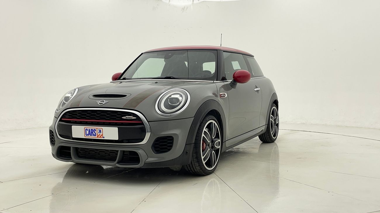 ميني كوبر JOHN COOPER WORKS 2 | بدون دفعة مقدمة | اختبار قيادة مجاني للمنزل