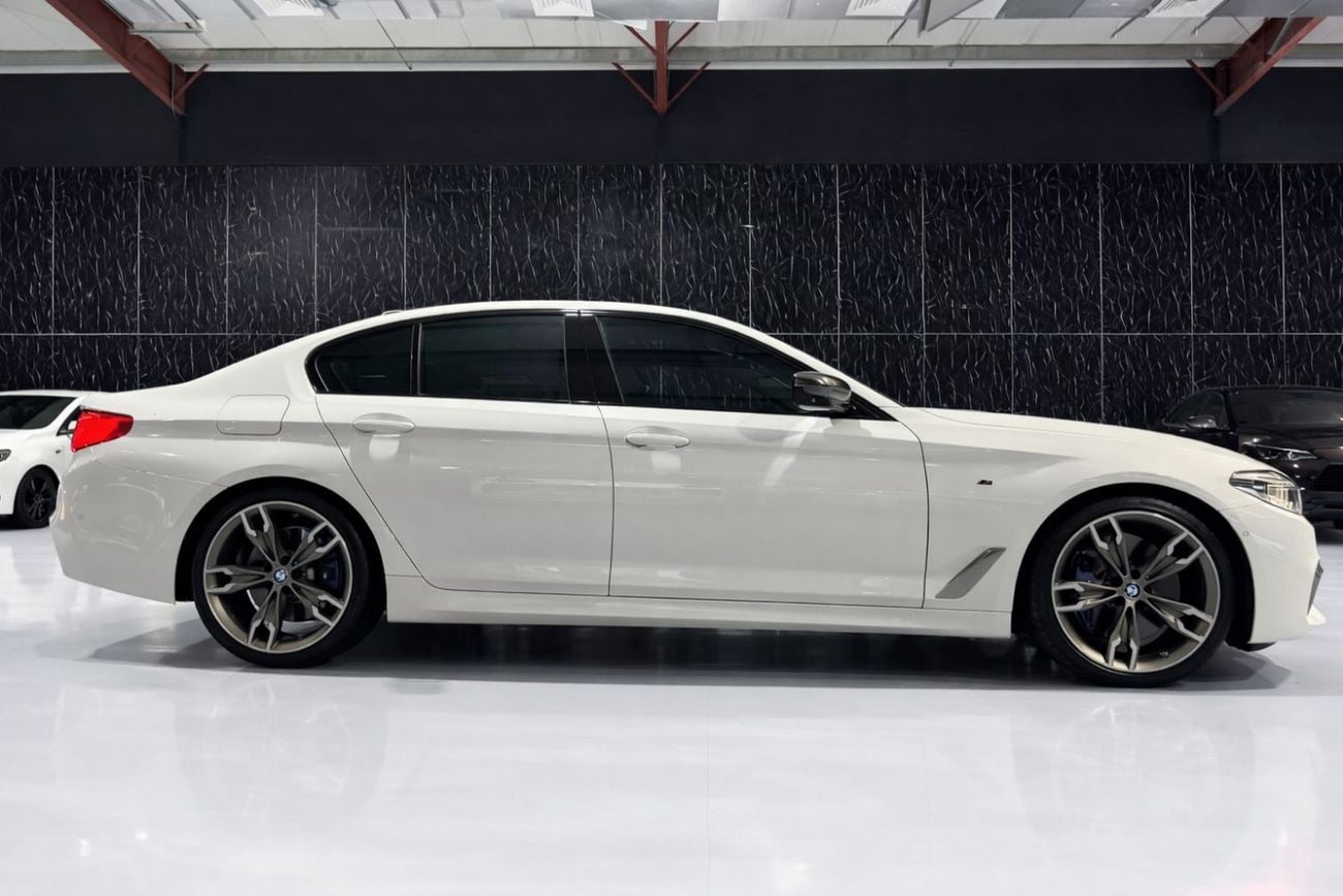 بي أم دبليو M550i STD 4.4L