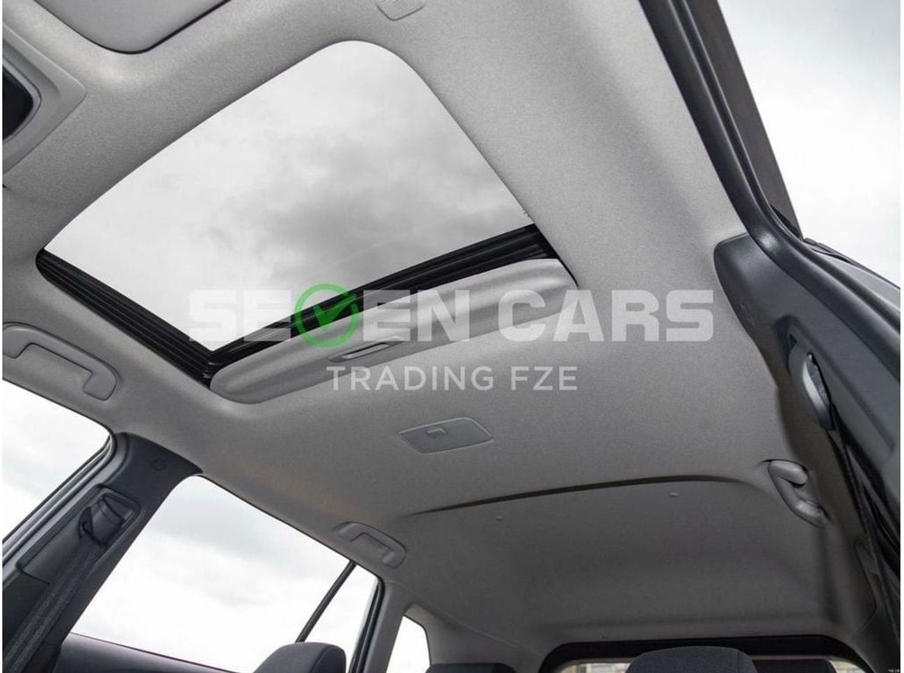 Toyota Frontlander 2.0L HYBRID, MID OPTION, SUNROOF, CRUISE CONTROL , MONITOR, MODEL 2024