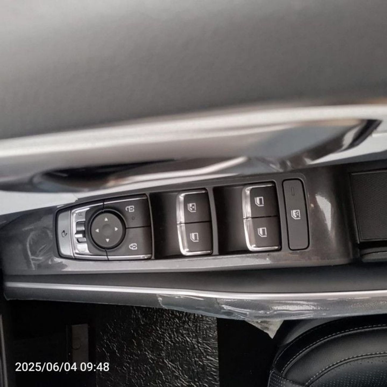 كيا سورينتو Kia Sorento 3.5L V6 FWD Petrol