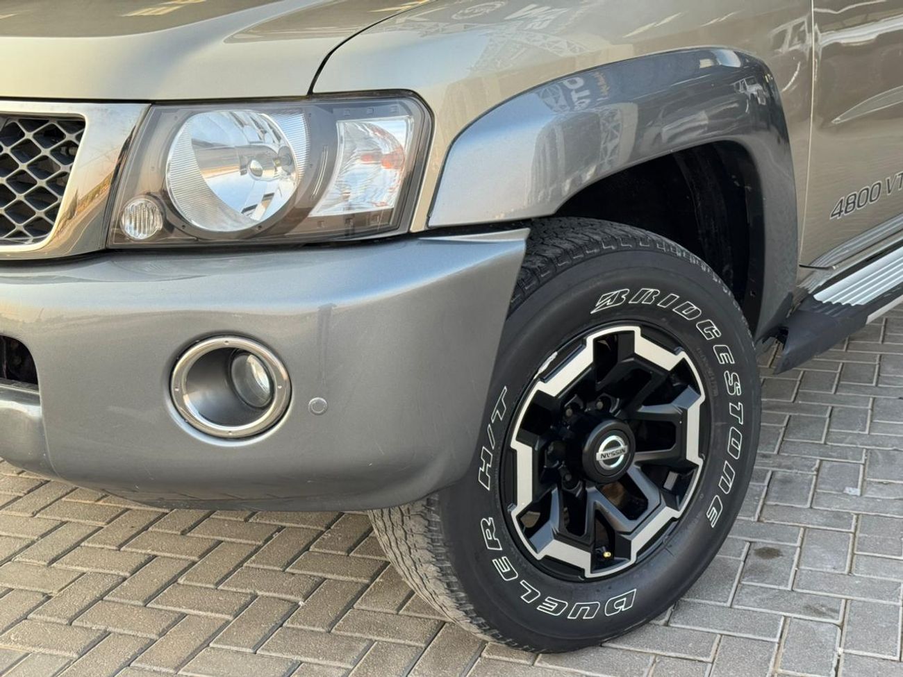 نيسان باترول سوبر سفاري سوبر سفاري / محرك VTC 4.8 لتر V6 / كامل المواصفات / فتحة سقف / قفل تفاضلي / مقاعد جلدية / بحالة ممتا