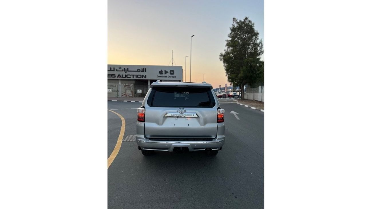 Toyota 4Runner LIMITED  4x4 Drive,7Seat,Sunroof,Leather seat full option