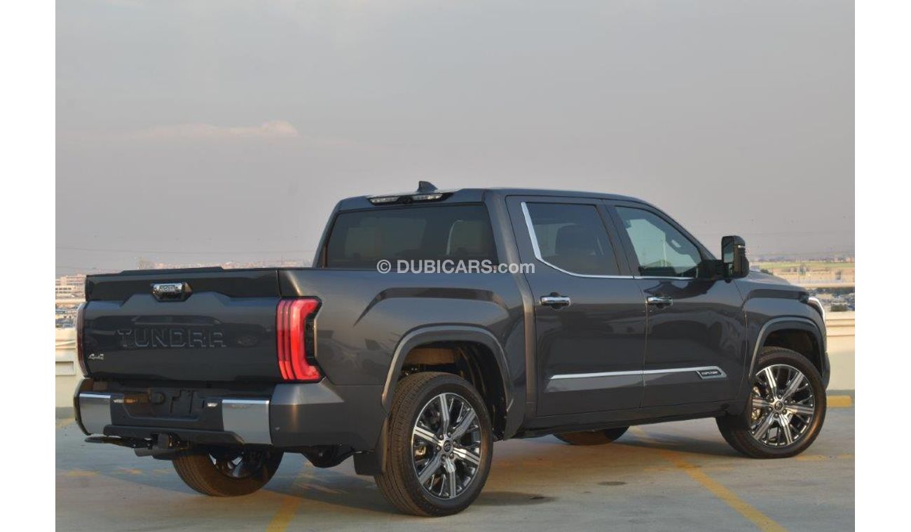 Toyota Tundra Crew Max Capstone