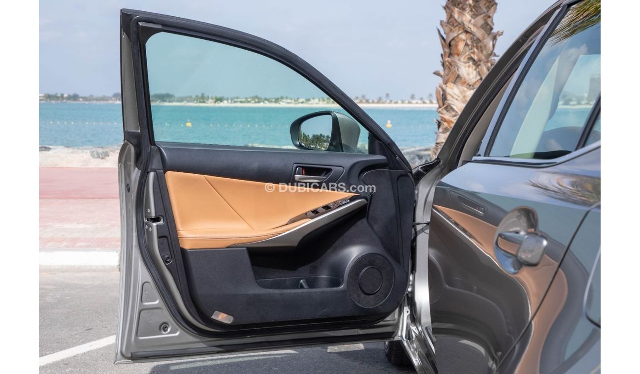 Lexus IS300 Premier LEXUS IS 300  Full Option  2020 GCC Under Warranty