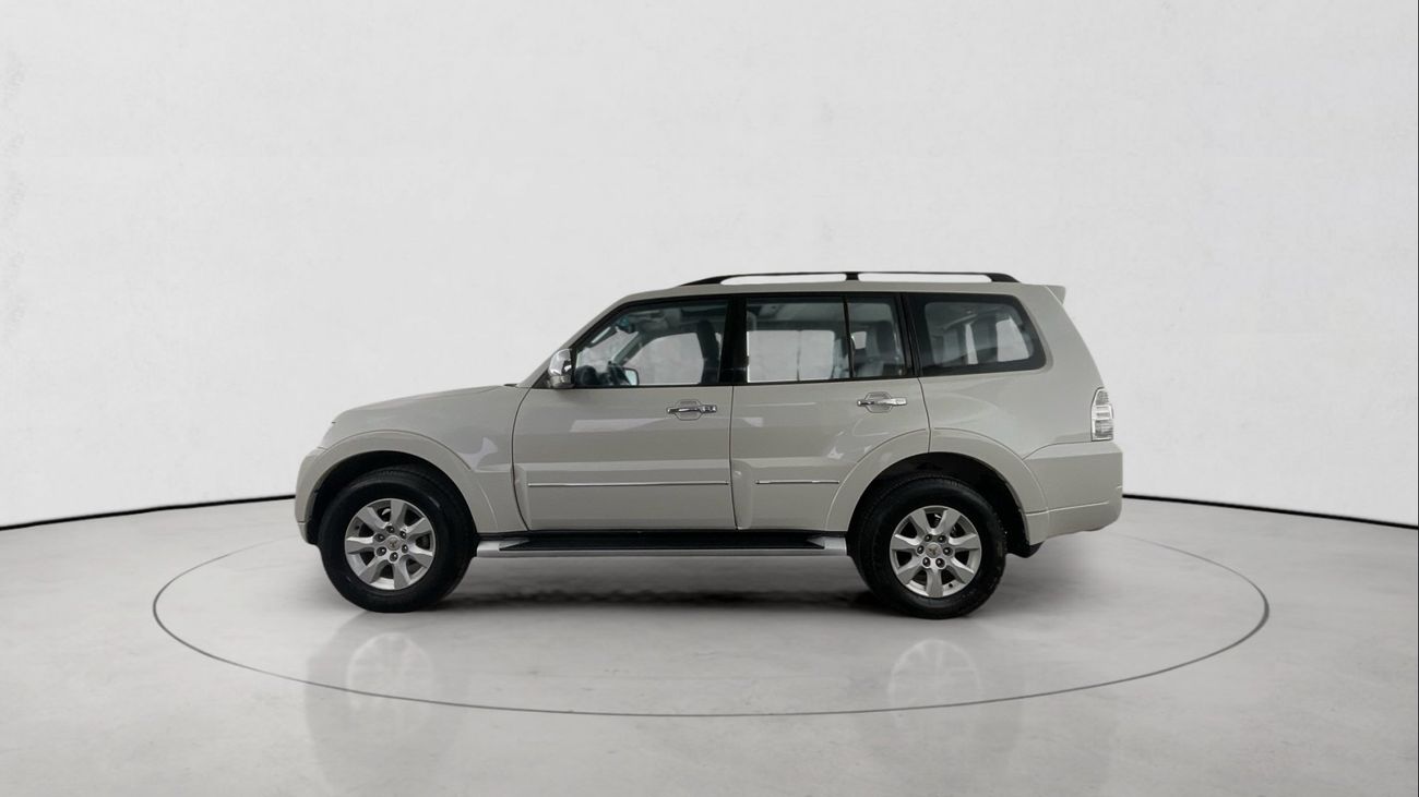 Mitsubishi Pajero GLS Highline | upto AED 20,000 Ramadan Discount | Guaranteed Warranty | 0 Down Payment