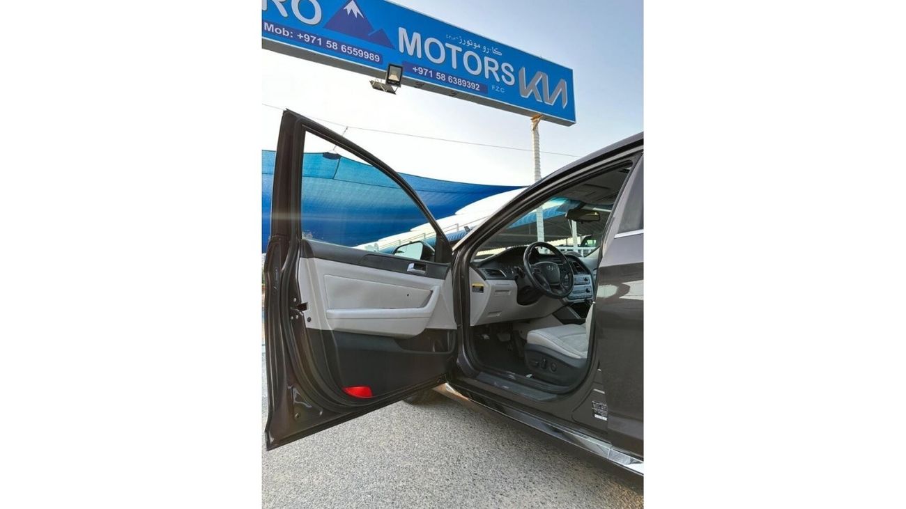 هيونداي سوناتا السيارة بحالة ممتازة هيونداي سوناتا 2016 بمحرك 2.4 سبورت وفتحة سقف ومقاعد جلد.