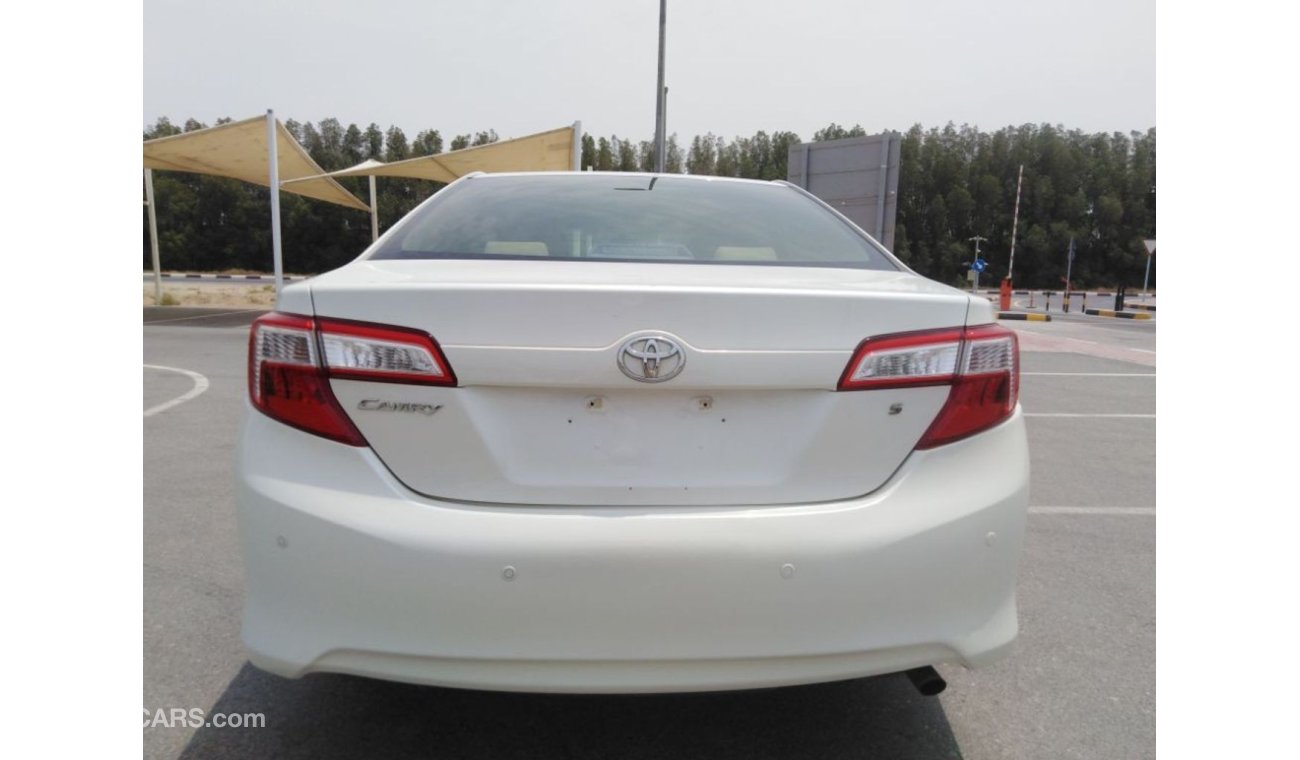 Toyota Camry Toyota camry 2014 gcc very celen car for sale